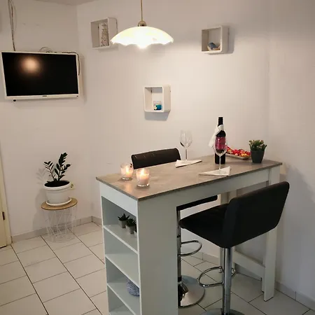 Lukas Apartment *